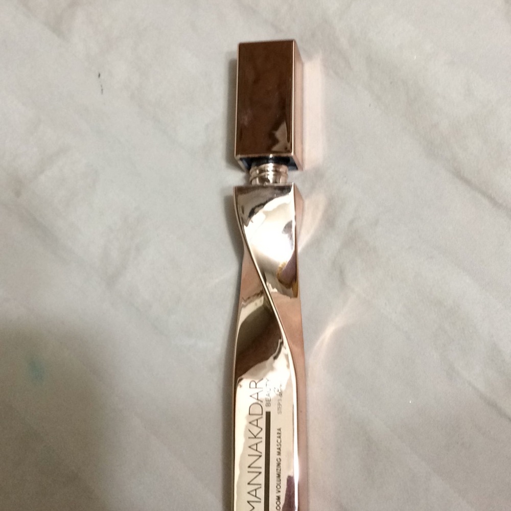 Mannakadar beauty mascara